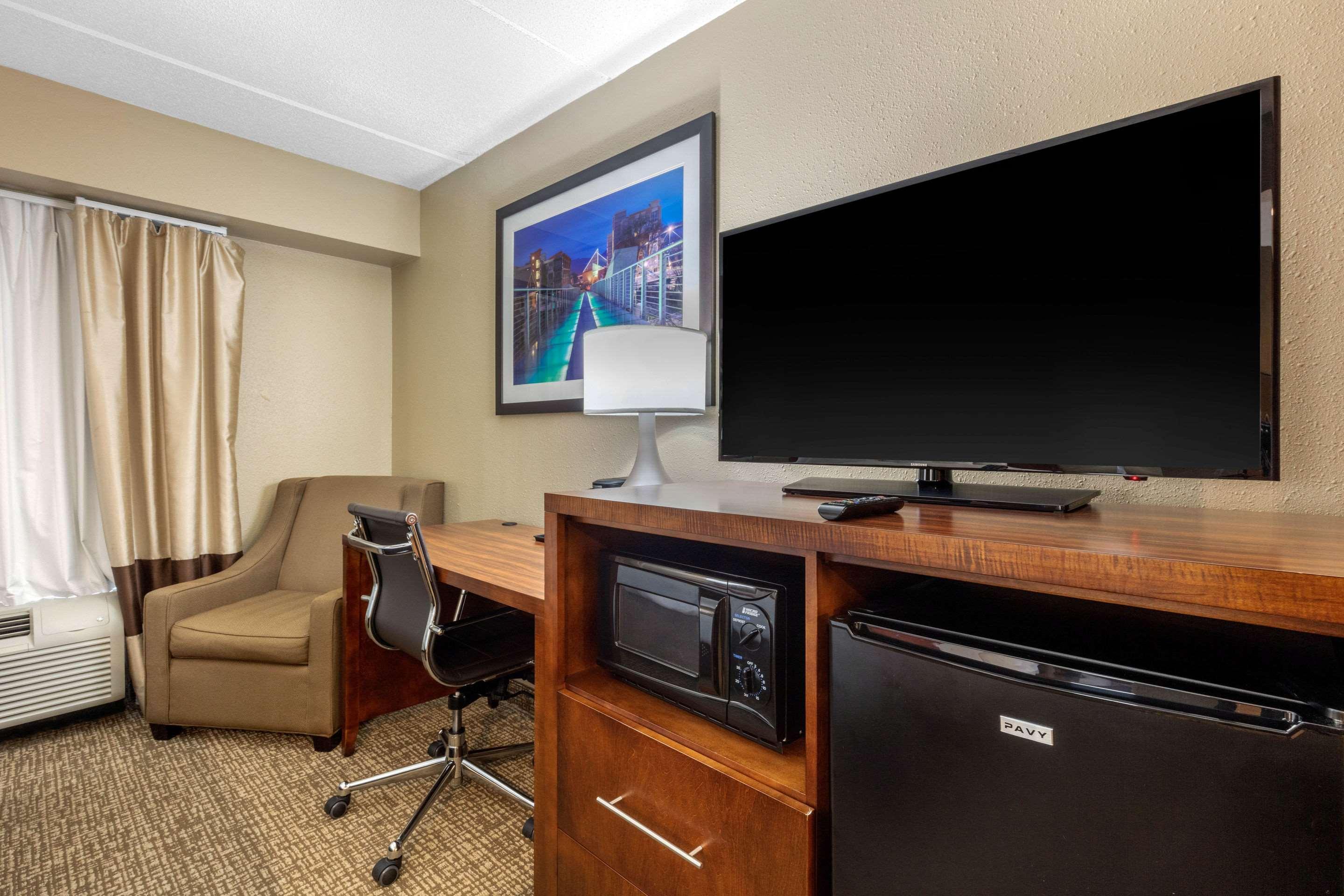Comfort Inn & Suites Hamilton Place Chattanooga Bagian luar foto