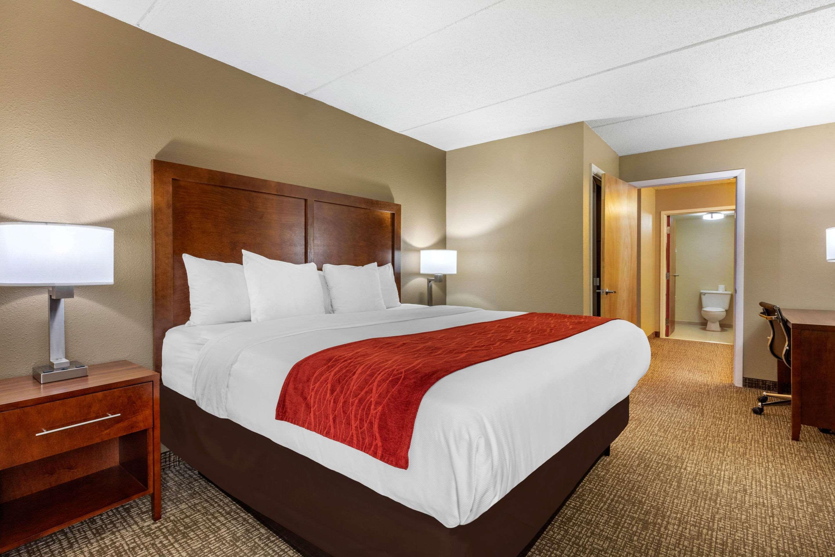 Comfort Inn & Suites Hamilton Place Chattanooga Bagian luar foto
