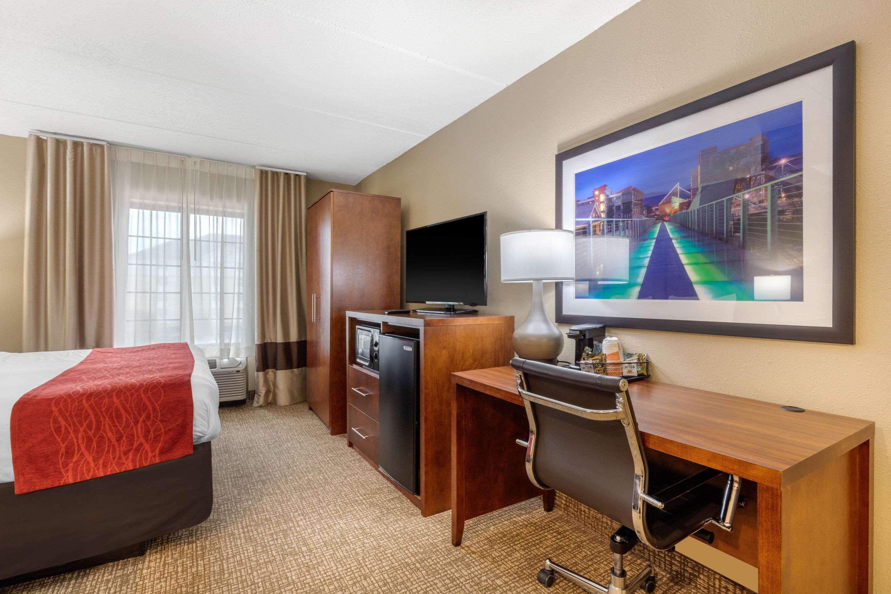 Comfort Inn & Suites Hamilton Place Chattanooga Bagian luar foto
